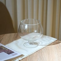 فازة زجاج بتصميم مميز باللون الشفاف مقاس 15 سم