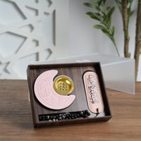 بوكس هدايا خشبي متكامل بلون وردي – 15*10 سم