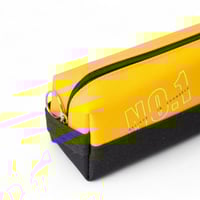 مقلمة مدرسية مستطيلة بسحاب علوي – لون أصفر وأسود