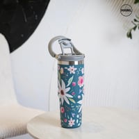 كوب حافظ للحرارة بتصميم زهور لون ازرق سعة 900 مل