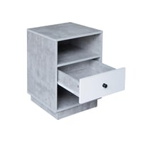 طاولة سرير جانبية رمادية بدرج ورفوف عملية