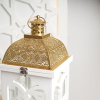 طقم فوانيس رمضان خشبية بقبب ذهبية وتصميم هندسي عرب...