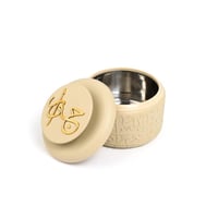 حافظة طعام من جوار بتصميم مميز باللون الايفورى وال...