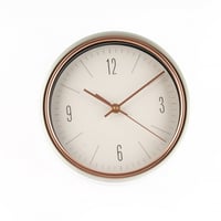 ساعة حائط بعقارب ذهبي بتصميم بسيط باللون الاخضر ال...