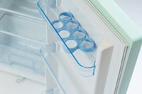 ثلاجة كلاسك جي في سي برو سعة 86 لتر لون اخضر فاتح...