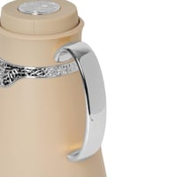 ترمس لحفظ المشروبات الساخنة و الباردة بتصميم مميز...