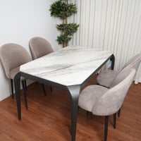 طاولة طعام رخام 4 كرسي بأرجل معدن سوداء