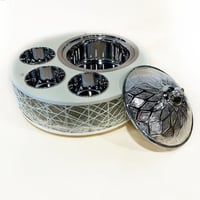 سخان طعام مع 3 زبدية بتصميم مميز باللون الرمادى