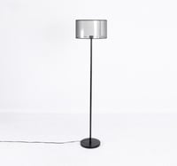 اباجورة ستاند بتصميم مميز باللون الأسود