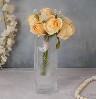 فازة زجاج بتصميم ديكوري أنيق لون شفاف مقاس 23 سم