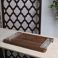 تبسي خشب مفرد طبيعي عملي وأنيق باللون البني