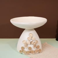 صحن تقديم الحلوى ريزين باللون الأبيض مقاس 29 سم- ع...