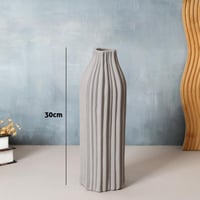 فازة سيراميك بتصميم عصري باللون الرمادي مقاس 30 سم
