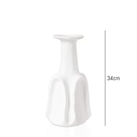 فازة فخار بتصميم فريد باللون الابيض مقاس 34 سم