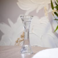 شمعدان بتصميم عصري باللون الشفاف مقاس 20 سم