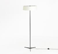 اباجورة ستاند بتصميم عصري باللون اسود x ابيض