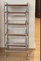 عربة تخزين متعددة الاستخدامات اربعه سلال معدنية