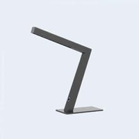 اباجورة طاولة مودرن بتصميم حرف ال Z لون اسود