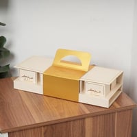 علب توزيع الهدايا بتصميم مميز بعبارة (عيدكم مبارك)...