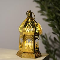 فانوس LED ذهبي من الحديد بتصميم رمضاني أنيق ولمسة...