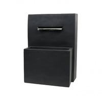 نافورة بتصميم عصري علي شكل شلال للمياه باللون الرم...