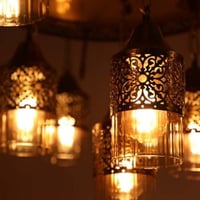 نجف دائري بذراع حلزوني طراز تركي