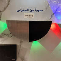 جداري ليد مودرن يعمل على الصوت