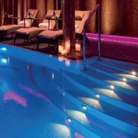 كشاف مسبح لطش 24 فولت