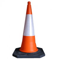 قمع مروري مع قاعدة ربر اسود ارتفاع 75.00 سم