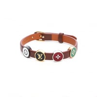 اسوارة جلد ملون