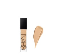 كريم أساس سائل من نارس (NARS) ناتشرال رايدينت تغطي...