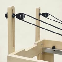 جهاز تمرين بيلاتس Reformer خشبي بوسائد جلدية وأحزم...