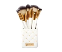 مجموعة فرش مكياج اليغانس أبيض من بي اتش كوزماتيكس...