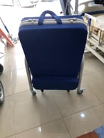 سرير وكرسي مستشفى للمرافقة بي كير قابل للطي بإطار...