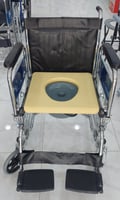كرسي طبي متحرك بي كير بكفر خلفي كبير مع قاعدة حمام...