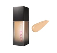 كريم أساس سائل من Huda Beauty لومينوس مات - Toaste...