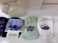 باقة جوارب ودمى