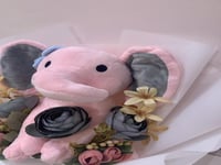 باقة الفيل الوردي