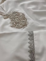 طقم كريب ستان ابيض