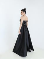 فستان تفته اسود بذيل