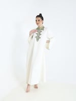 جلابية كريب بتطريز يدوي