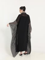 شيفون اسود منقط