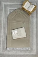 طقم سجادة وشرشف صلاة بيج