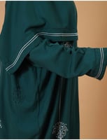 ثوب صلاه أخضر تطريز فضي