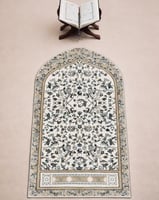 سجادة صلاة تصميم الروضة الشريفة