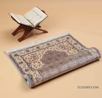 سجادة حرير فاخرة