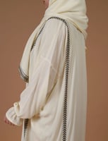 طقم سجادة و ثوب صلاة مطرز