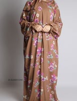 ثوب صلاة ورد