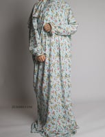 ثوب صلاة ورد