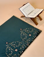 سجاد صلاه أخضر طبي ميموري فوم مطرز